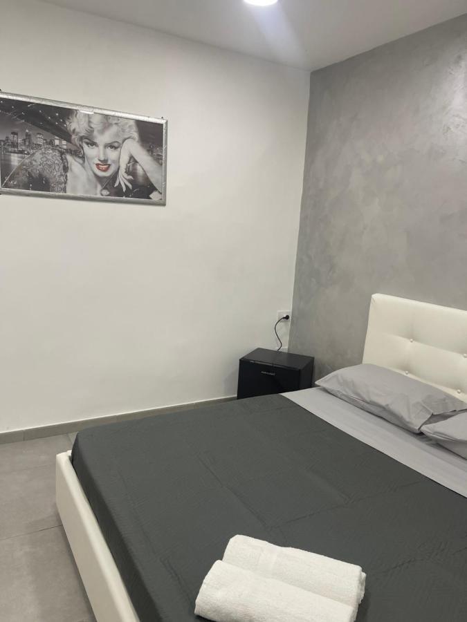 Apartamento House Nunu Nápoles Exterior foto