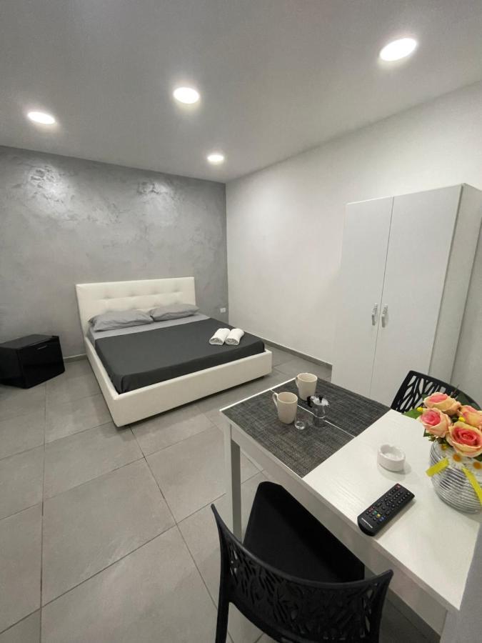 Apartamento House Nunu Nápoles Exterior foto